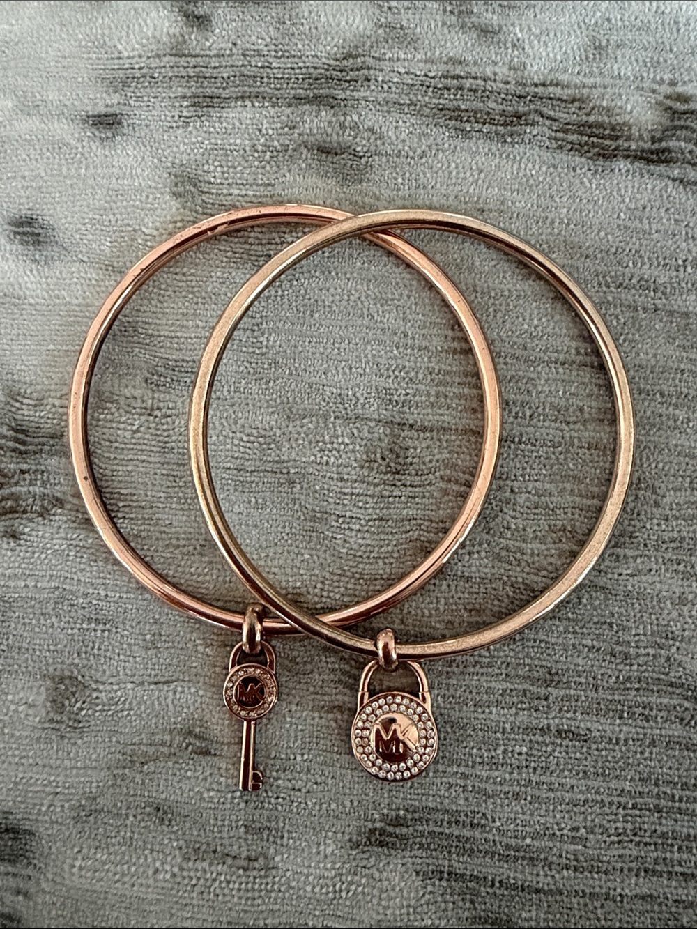 Michael Kors Rose Gold Key & Padlock Bangle Bracelet Duo